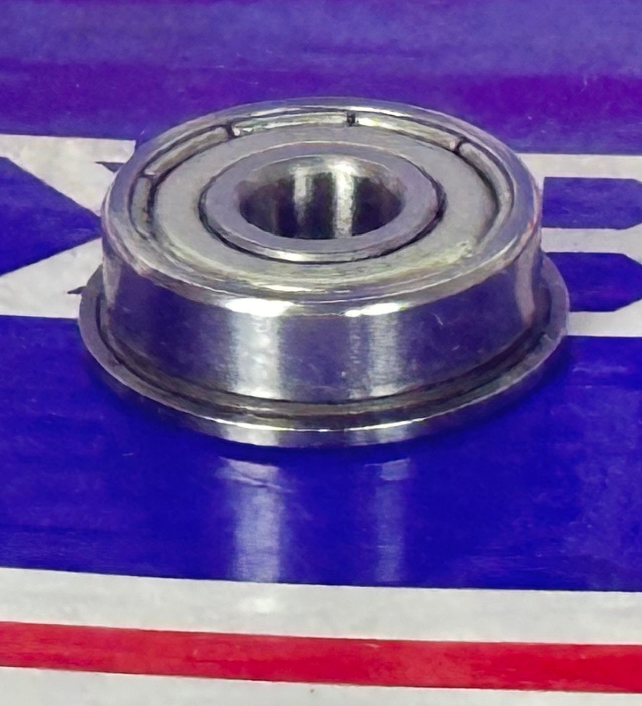 F606ZZ Flanged Shielded Bearing 6x17x6
