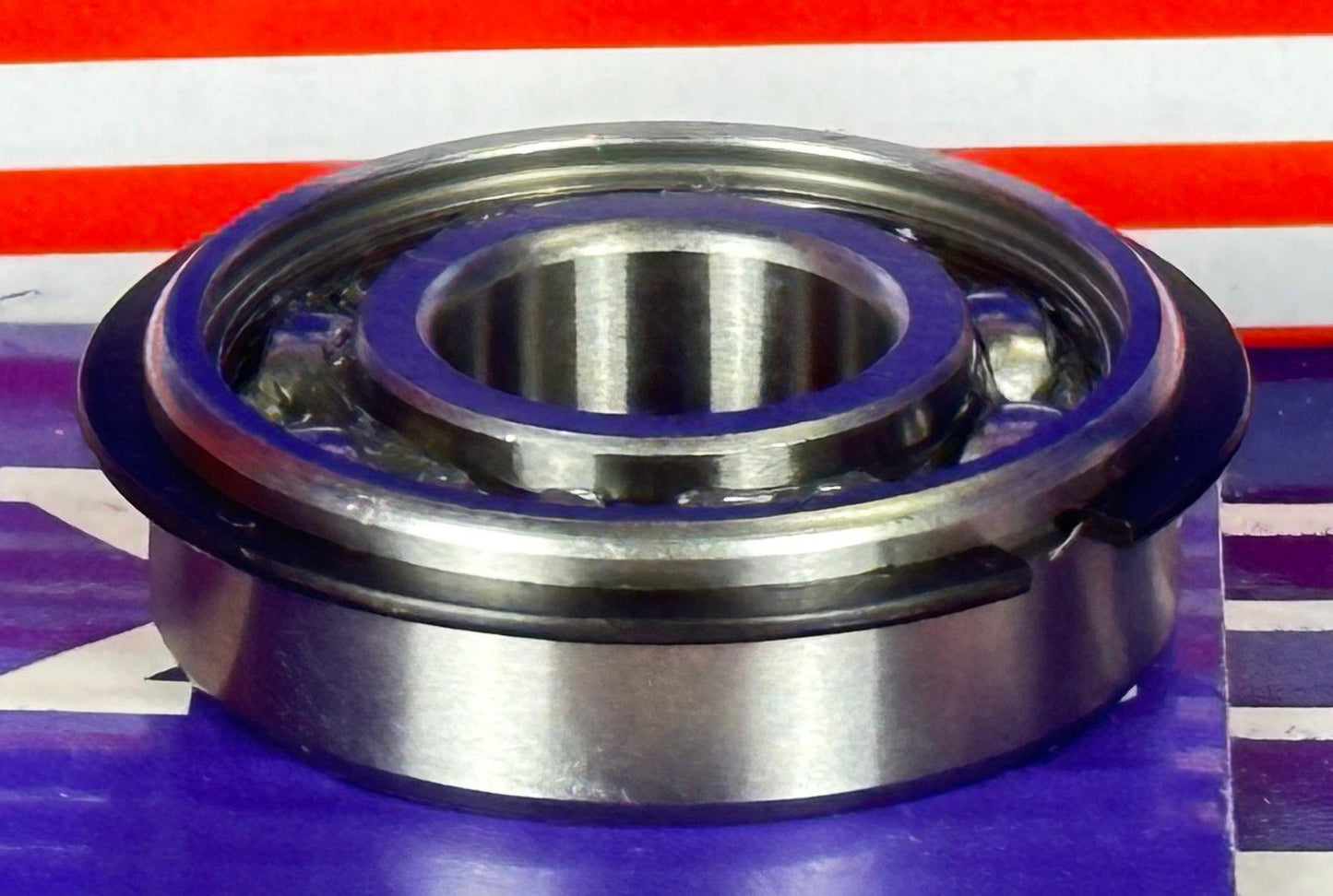 6202NR 15x35x11 Ball bearing with a snap Ring - VXB Ball Bearings