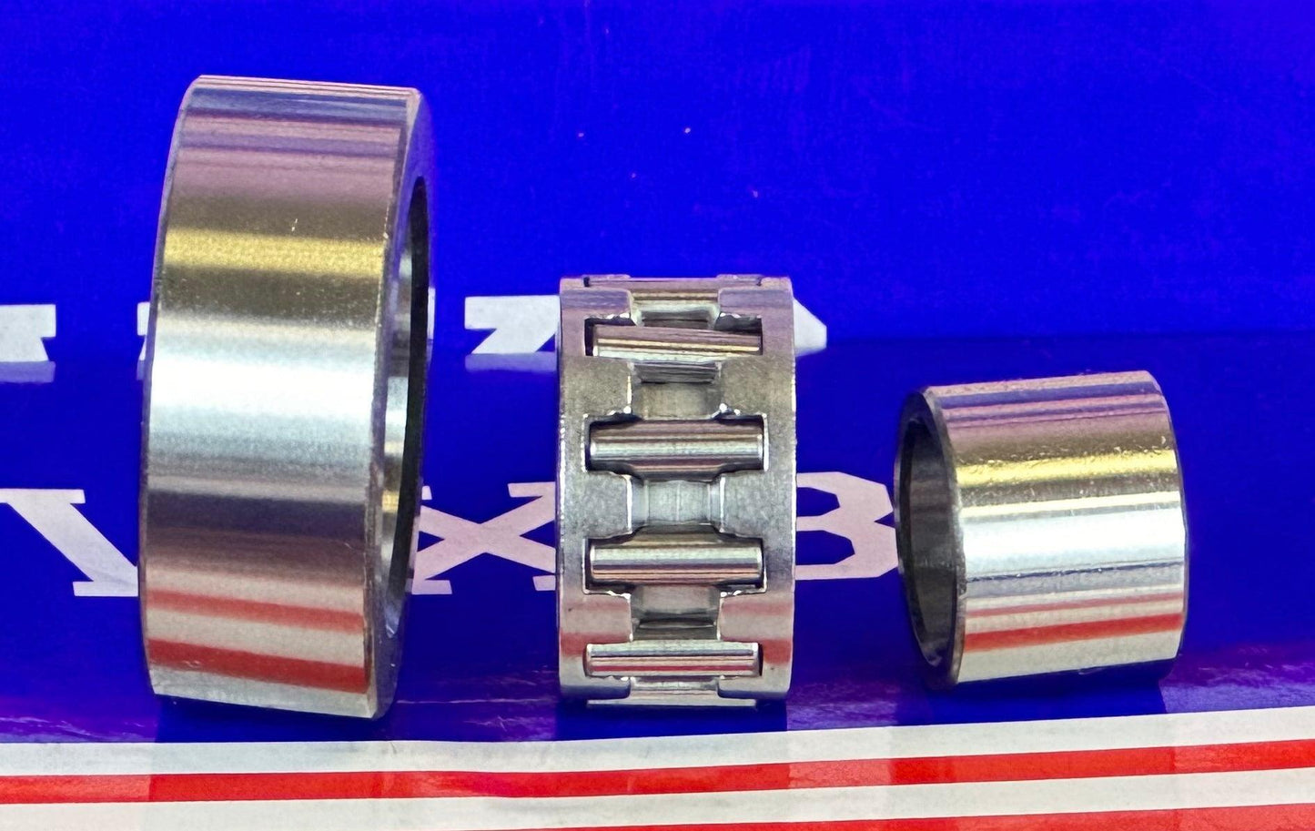 STO12 Track Rollers Yoke Type Sealed With Inner Ring 12x32x12mm - VXB Ball Bearings