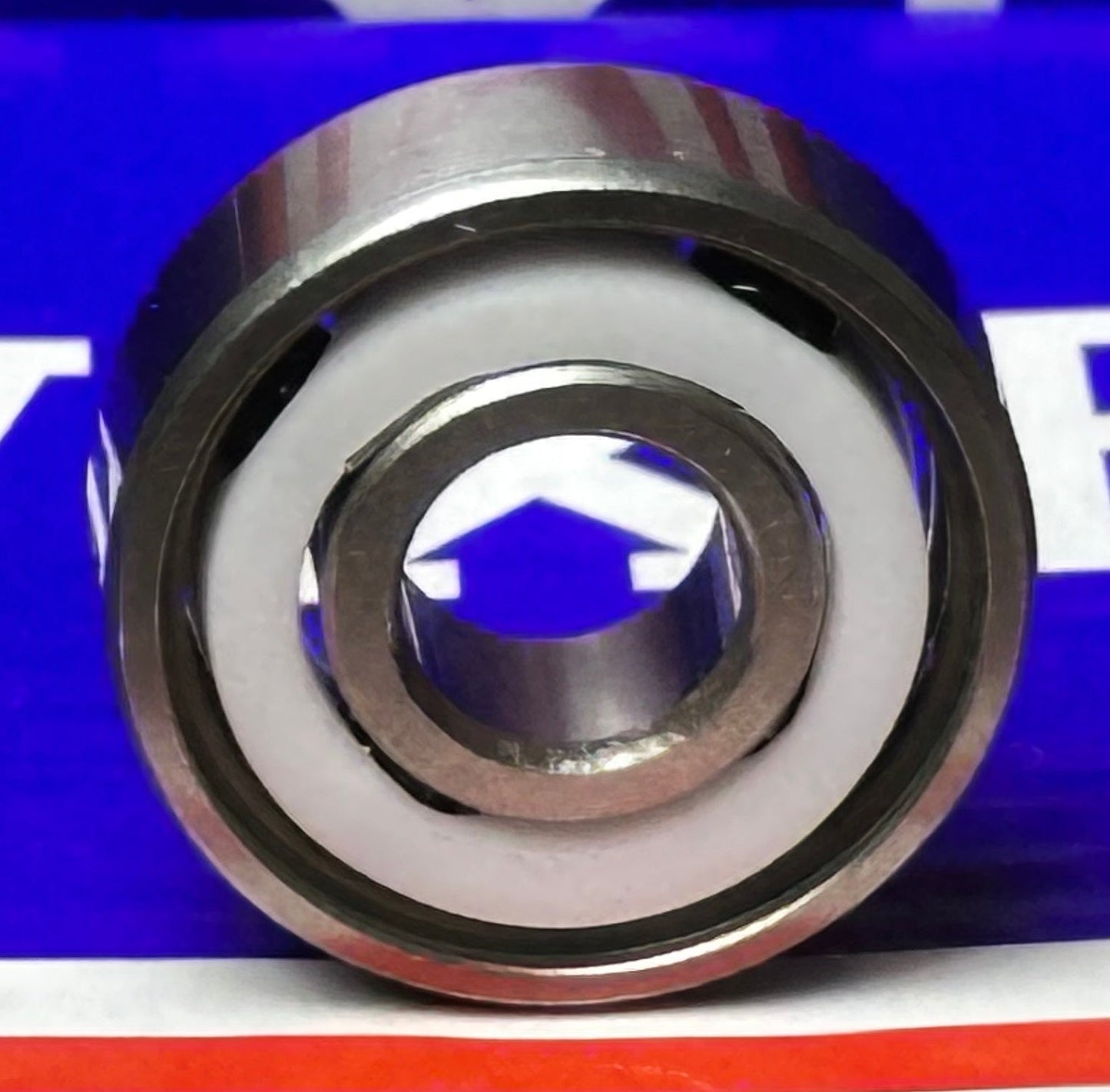 Premium Quality High Speed 4-Balls Ceramic Skateboard Bearings Kit of 8