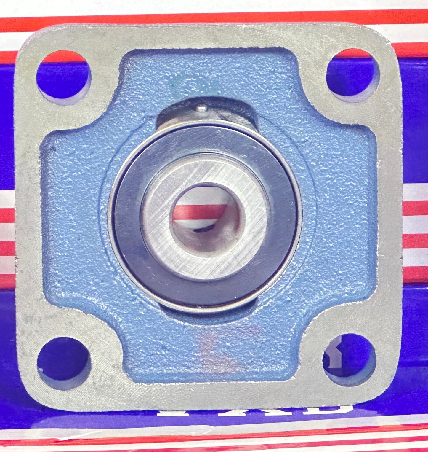 15mm Bearing UCF202 + Square Flanged Cast Housing Mounted Bearings