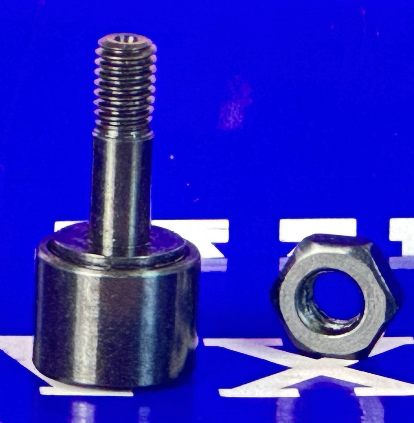 CF1/2SB Cam Follower with an extremely fine Needle Roller Bearing 1/2"x13/32"x5/8" Inch - VXB Ball Bearings