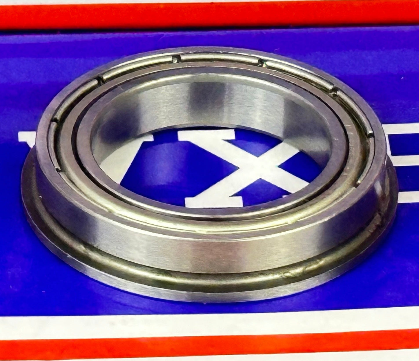 F6805ZZ Flanged Bearing Shielded Chrome Steel 25x37x7