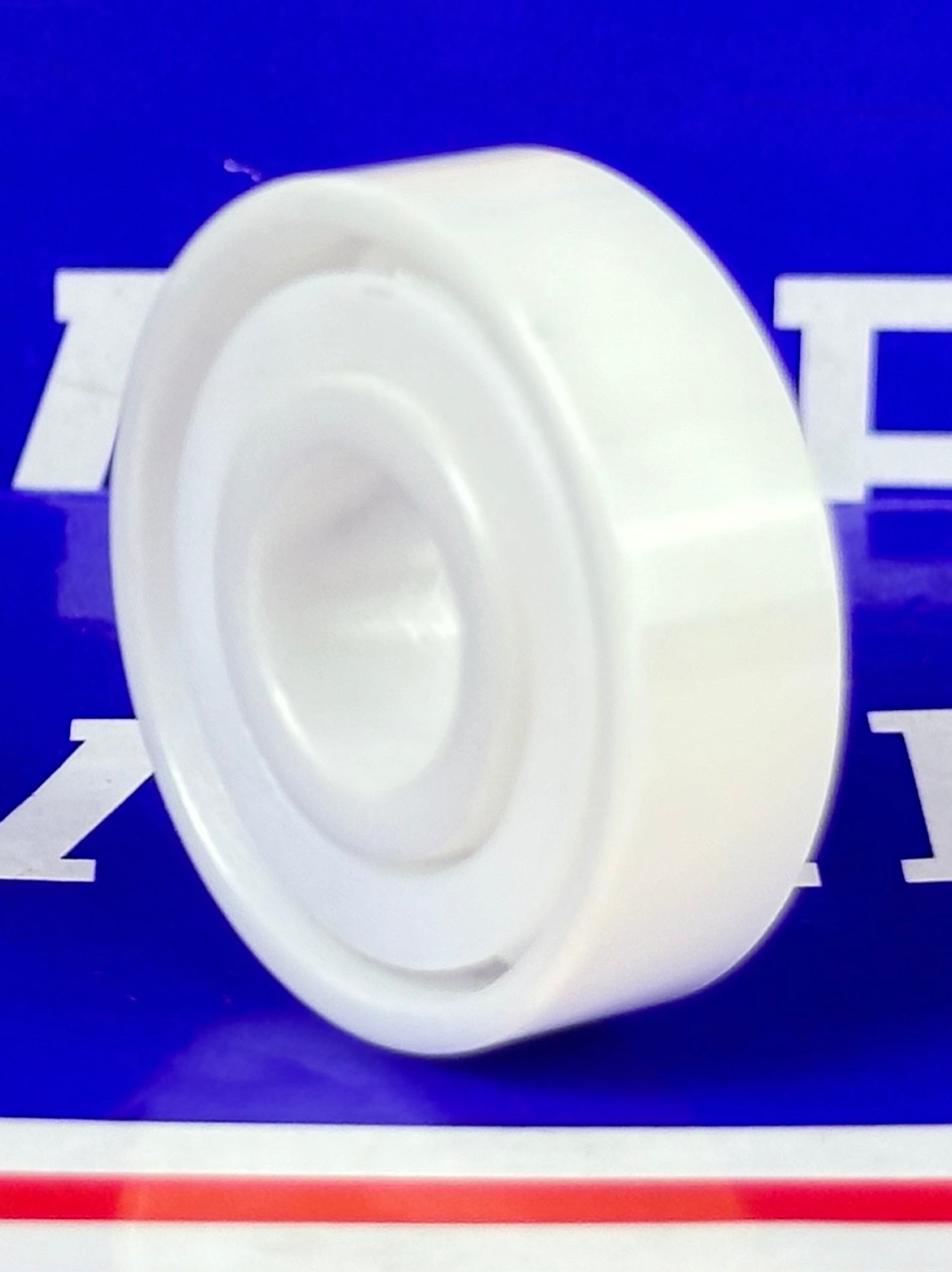 7000 Angular Contact Full Ceramic Bearing 10x26x8