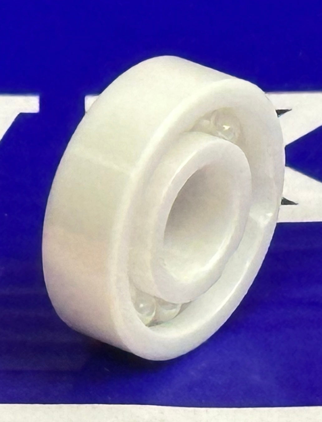 R4 Full Complement Ceramic Bearing 1/4x5/8x0.196 inch ZrO2 Bearings