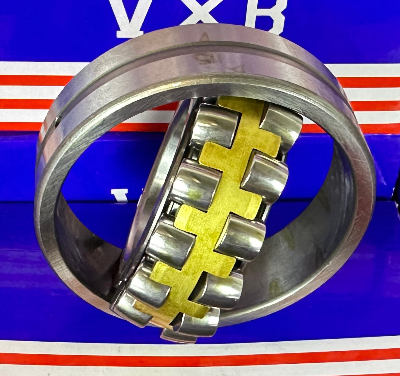 22208MKC3W33 Spherical Roller Bearing  40x80x23 with Tapered Bore