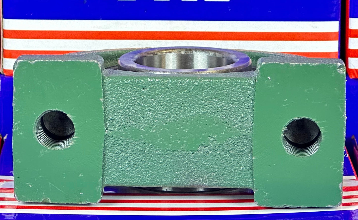 UCPA207 Bearing 35mm Set Screw Tapped Base Pillow Block Bearings