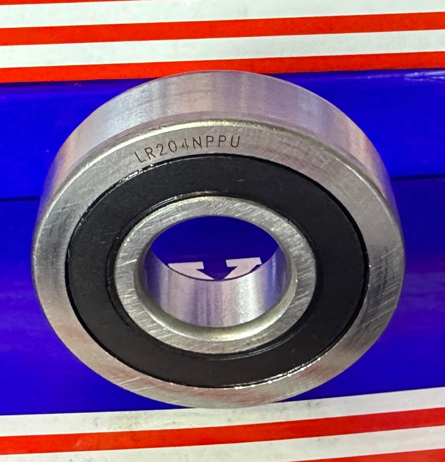 LR204NPPU Track Roller Single Row Bearing 20x52x14 Sealed Track Bearings