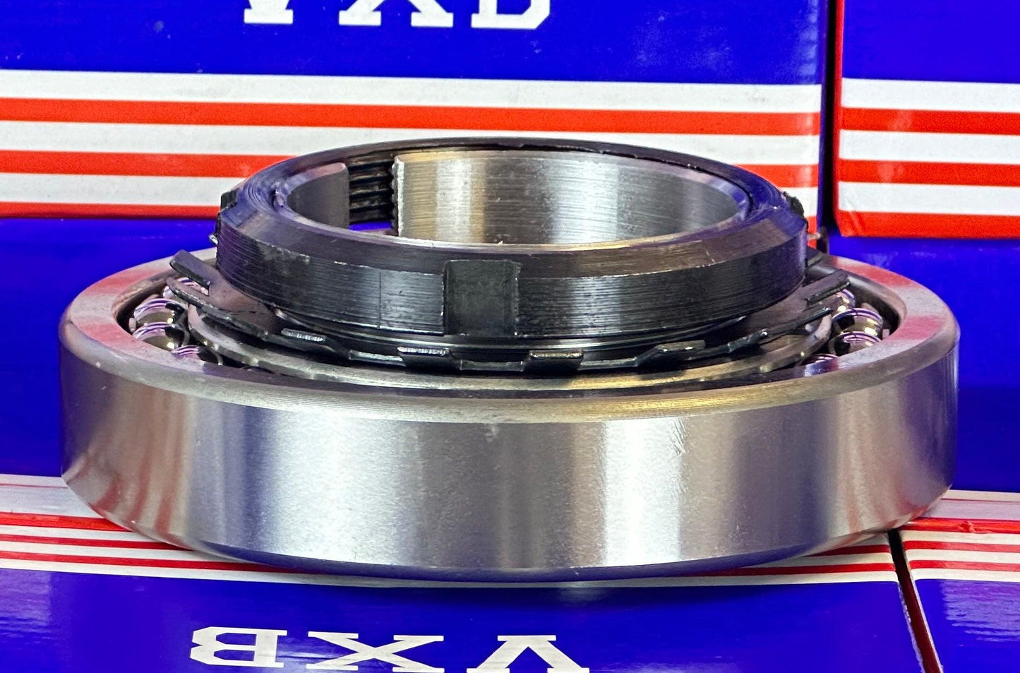 1213K+H Tapered Self Aligning Bearing with Adapter Sleeve 65x130x25 - VXB Ball Bearings